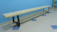 Скамейка гимнастическая (металлические ножки, лак) (2,5 м)  - fgospostavki.ru - Каменск-Уральский