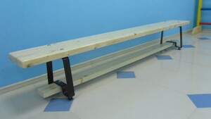 Скамейка гимнастическая (металлические ножки, лак) (2,5 м)  - fgospostavki.ru - Каменск-Уральский