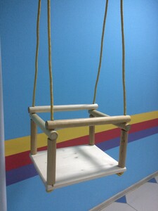 Качели подвесные (деревянные) - fgospostavki.ru - Каменск-Уральский