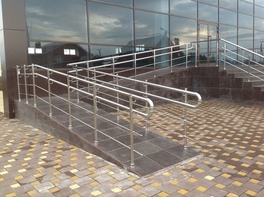 Перила для входной группы с двойным поручнем - fgospostavki.ru - Каменск-Уральский